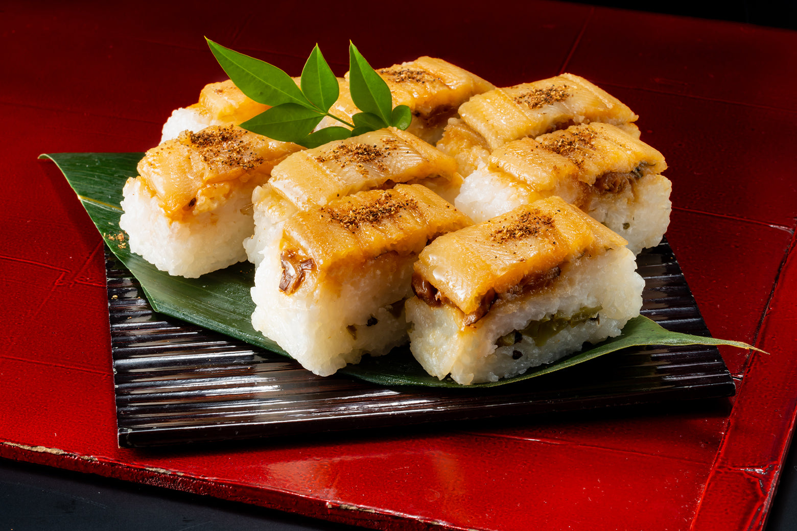 なだ万監修 ふっくら煮穴子の押寿司